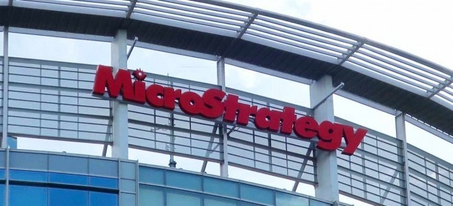 MicroStrategy, Nasdaq 100 endeksine giren ilk Bitcoin odaklı şirket oldu