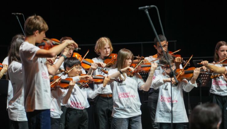 İstanbul’dan Dünyaya Barış Melodileri: 29 Ülkeden 1000 Çocuk Müzisyen AKM’de Buluştu