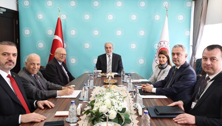 Dışişleri Bakan Yardımcısı Kulaklıkaya, UHİK Heyetini Kabul Etti