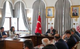 İstanbul’un Eğitim Yatırımları Masaya Yatırıldı: Haftalık Değerlendirme Toplantısı Gerçekleşti