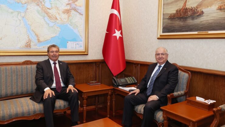 Milli Savunma Bakanı Yaşar Güler KKTC Başbakanı Ünal Üstel İle Görüştü