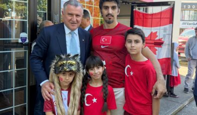 Gençlik Ve Spor Bakanı Bak Kanada’da Vatandaşlarla Ve Diplomatlarla Bir Araya Geldi