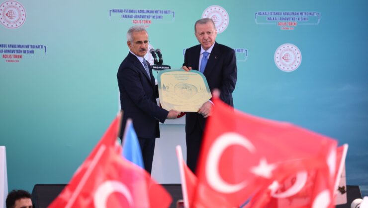 Cumhurbaşkanı Erdoğan Halkalı-Arnavutköy Metro Hattının Açılışını Yaptı