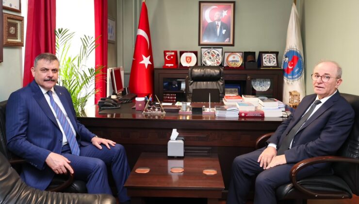 İçişleri Bakanı Mustafa Çiftçi Türk İdareciler Derneği’ni Ziyaret Etti