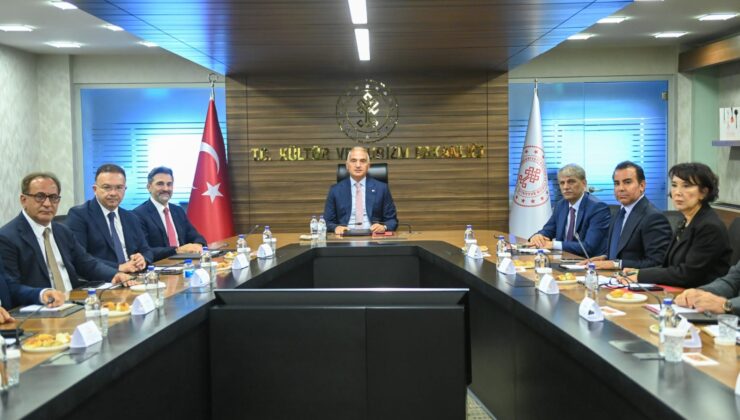 Kültür Ve Turizm Bakanı Ersoy, Hizmet İhracatçıları Birliği Heyetini Kabul Etti